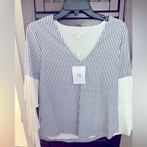 Brand new WAYF Women’s blue and white striped blouse with ruffle sleeve